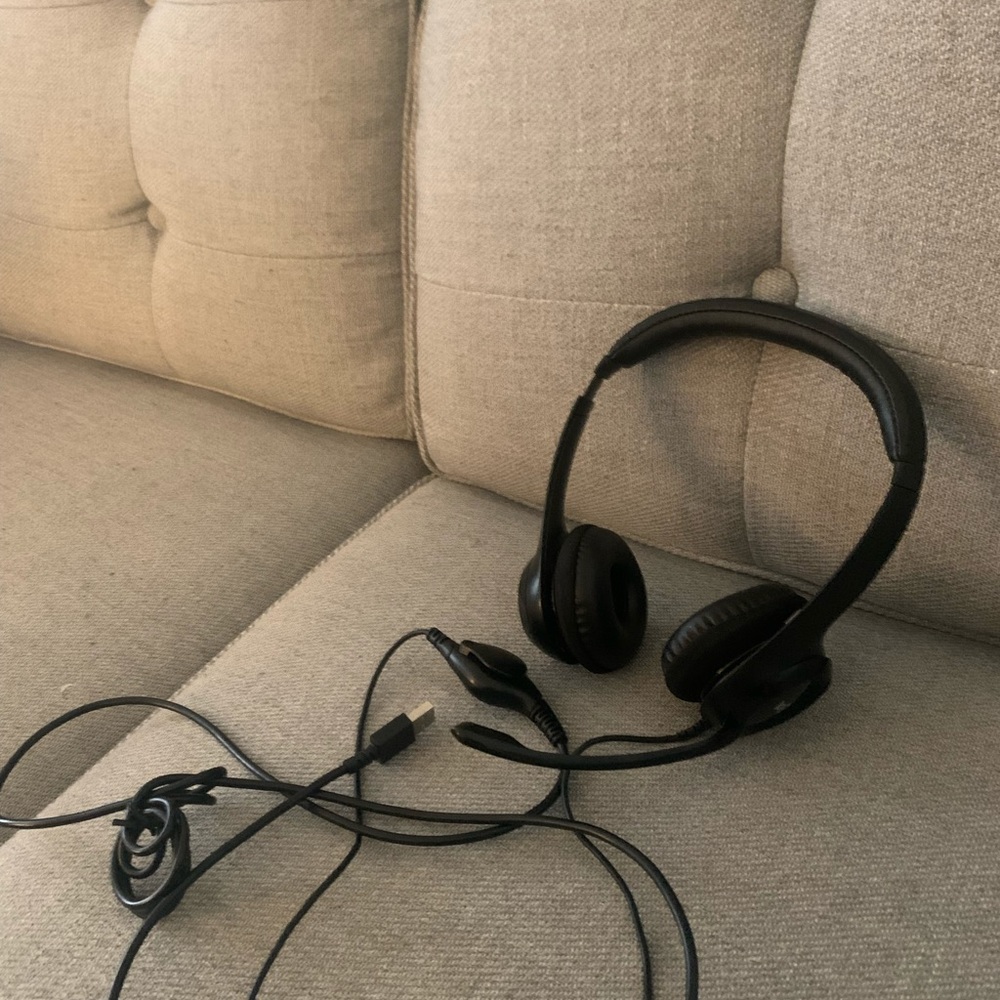Logi Headset